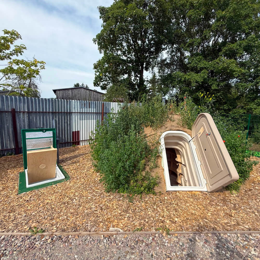 Erdkeller Pro-7500 Licht & Steckdose – Bild 3