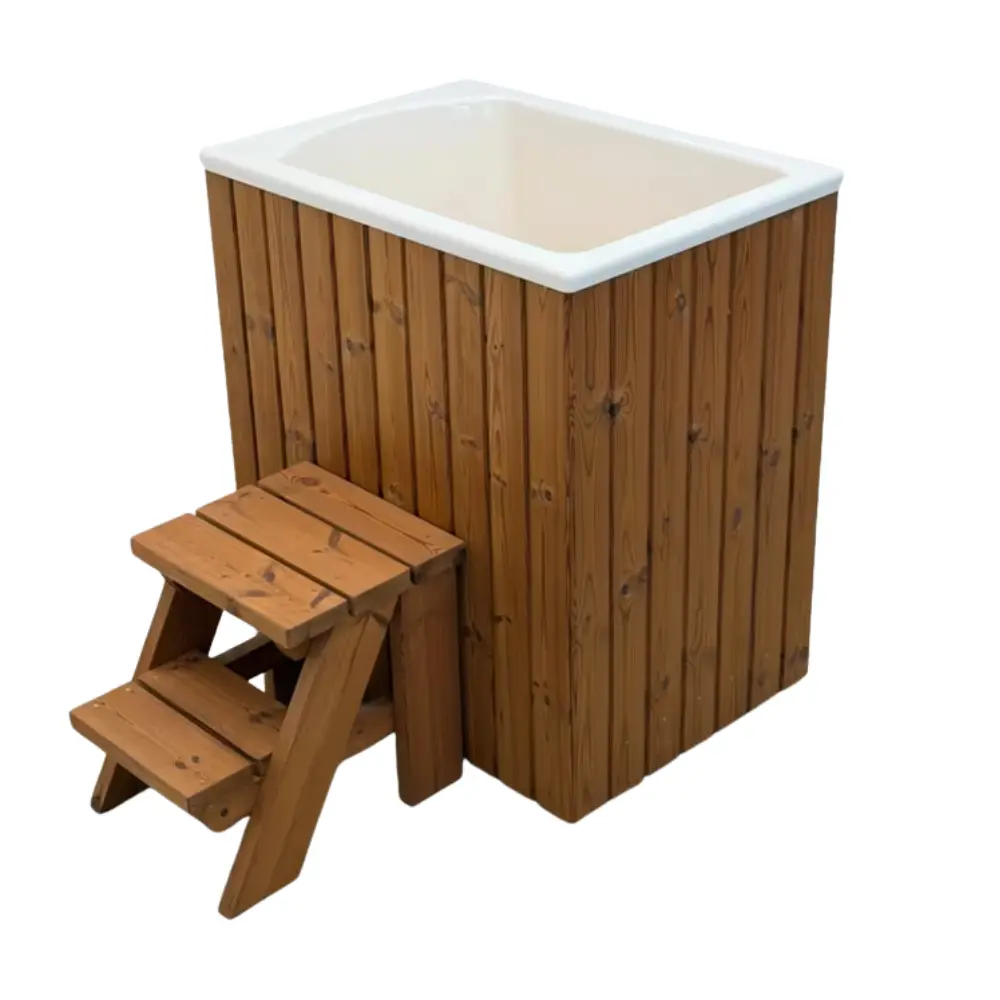 Eisbad Thermoholz Cube mit Acrylwanne und Einstiegsstufe für Kältetherapie im Garten