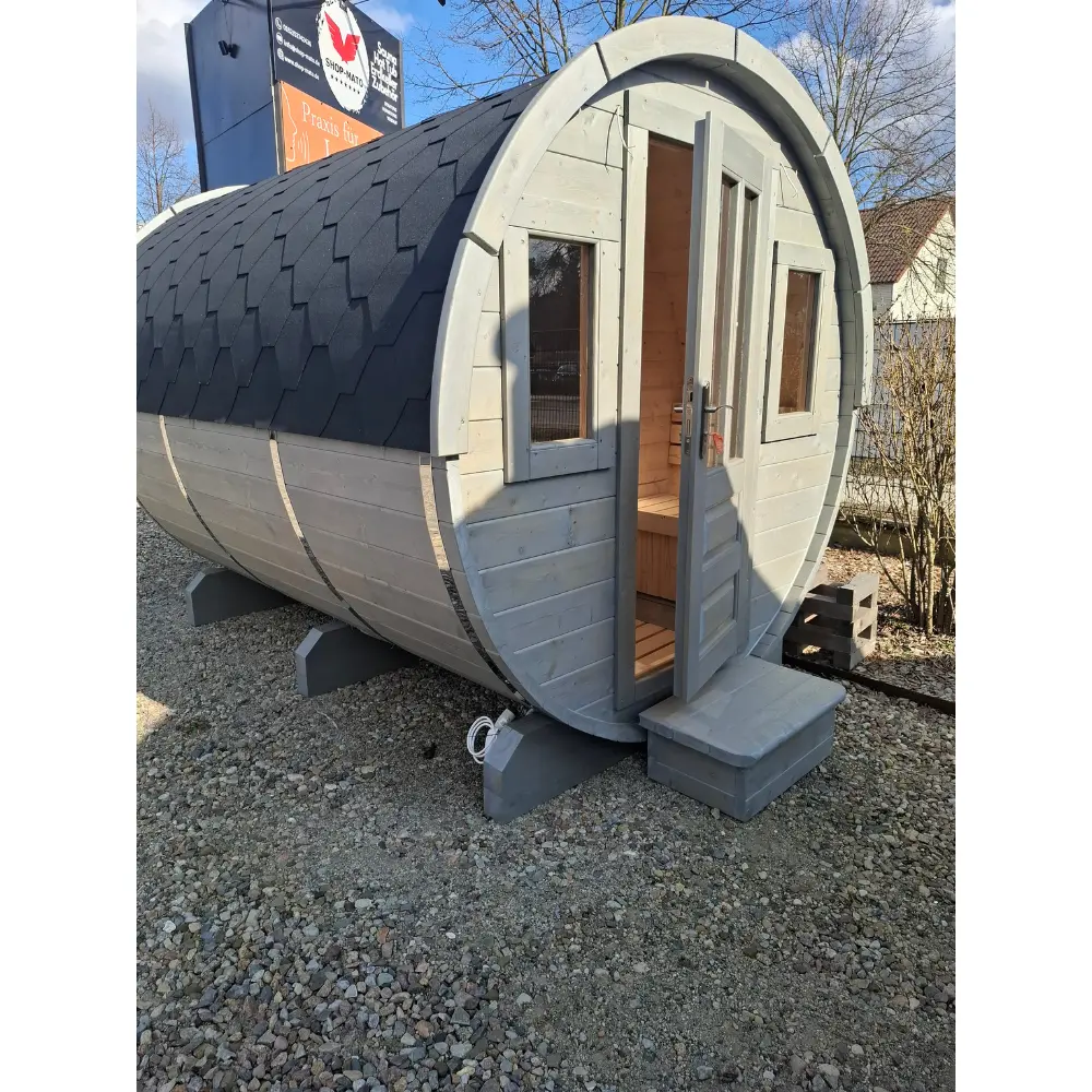 Gartensauna mit Vorraum und Thermoholz