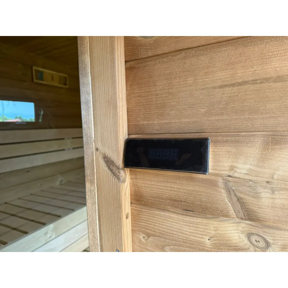 Saunabänke auf zwei Ebenen mit LED-Beleuchtung
