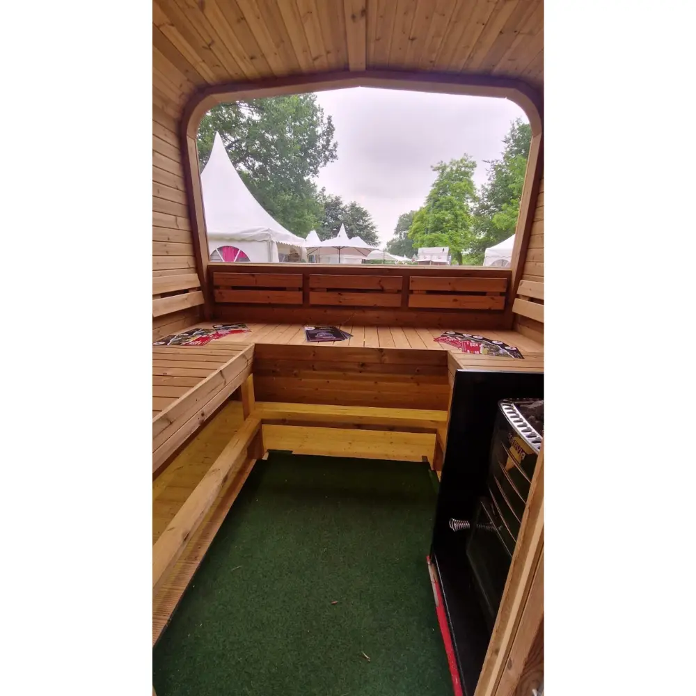 Thermoholz Sauna mit Panoramafenster