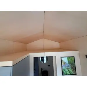 Deckenverkleidung im Tiny House 18 m²