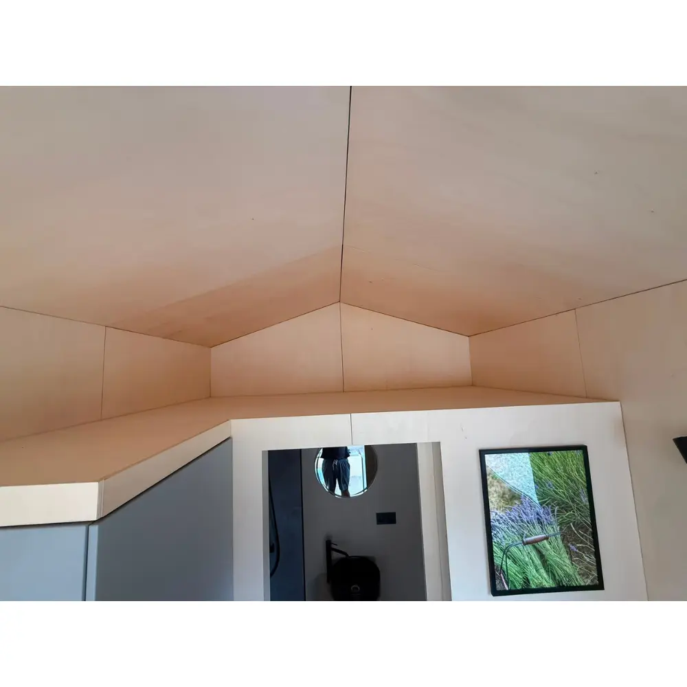 Deckenverkleidung im Tiny House 18 m²